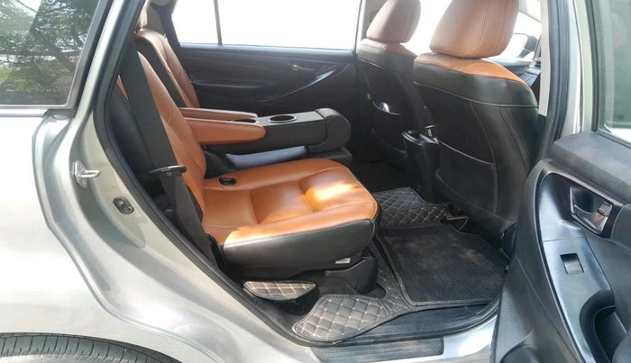 2019 Toyota Innova Crysta 2.8 GX AT 7 STR, Diesel, Automatic, 1,75,253 km, interior