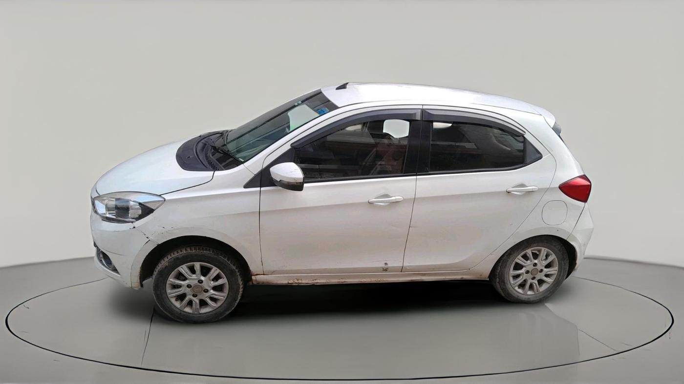 2017 Tata Tiago XZ PETROL, Petrol, Manual, 55,541 km, exterior
