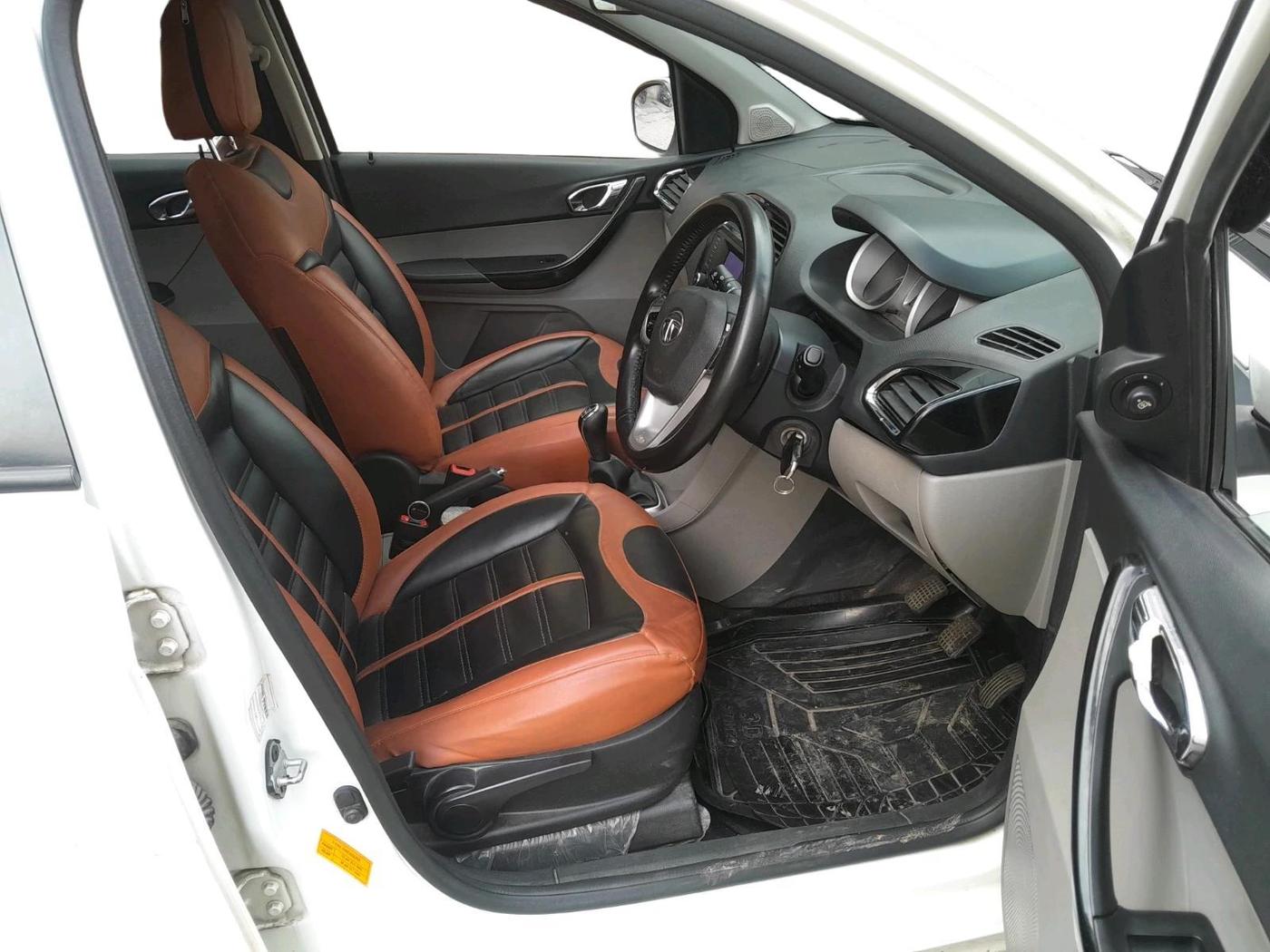 2017 Tata Tiago XZ PETROL, Petrol, Manual, 55,541 km, interior