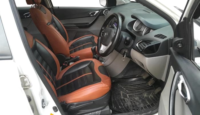 2017 Tata Tiago XZ PETROL, Petrol, Manual, 55,541 km, interior
