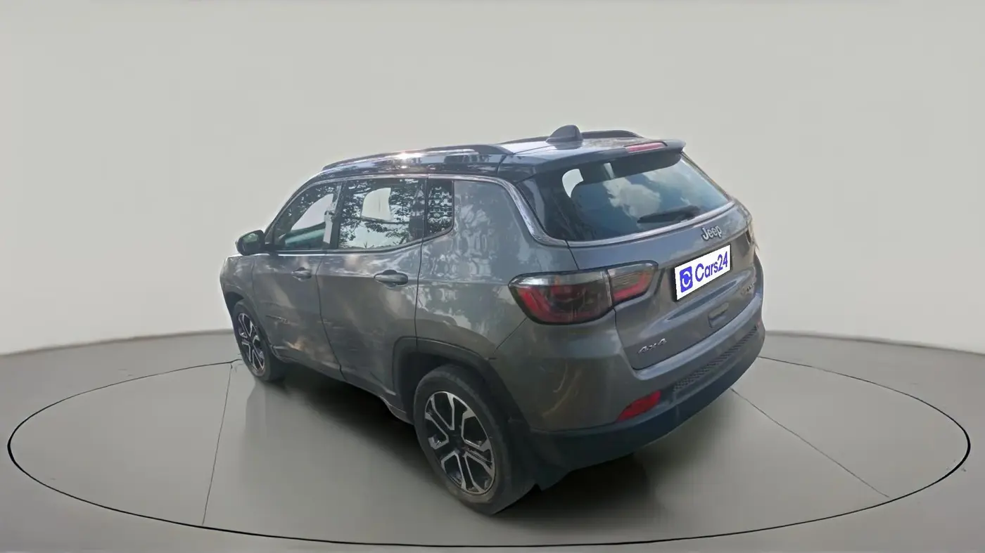 2021 Jeep Compass LIMITED (O) 2.0 DIESEL 4X4 AT, Diesel, Automatic, 1,04,891 km, exterior