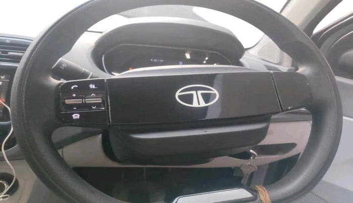 2025 Tata Tiago XT CNG, CNG, Manual, 30,362 km, interior