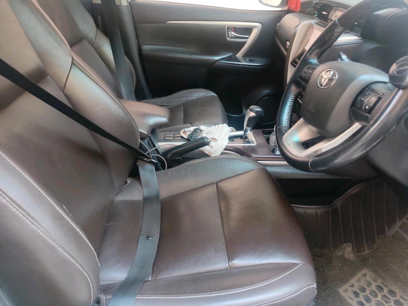 2018 Toyota Fortuner 2.8 4X2 AT, Diesel, Automatic, 1,81,686 km, interior
