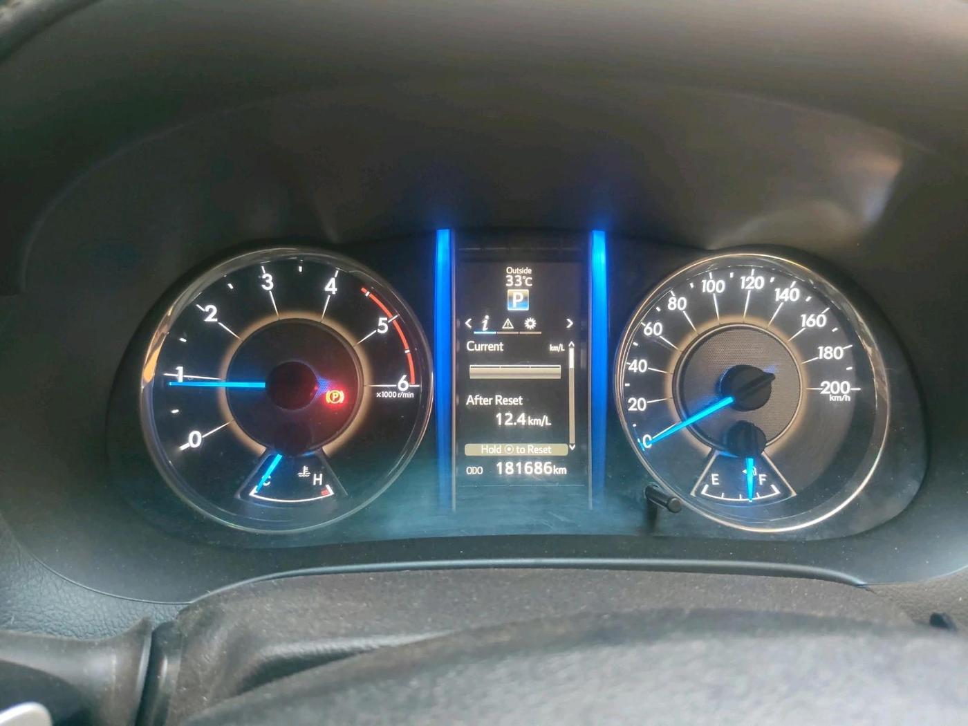 2018 Toyota Fortuner 2.8 4X2 AT, Diesel, Automatic, 1,81,686 km, interior