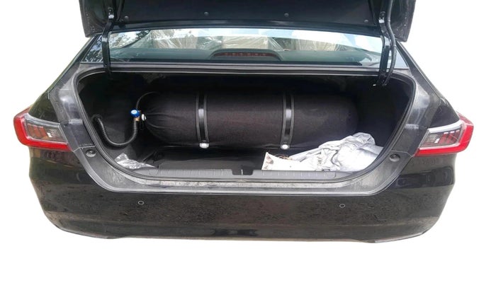 2025 Honda Amaze VX 1.2 Petrol MT, CNG, Manual, 5,082 km, exterior