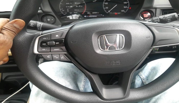 2025 Honda Amaze VX 1.2 Petrol MT, CNG, Manual, 5,082 km, interior