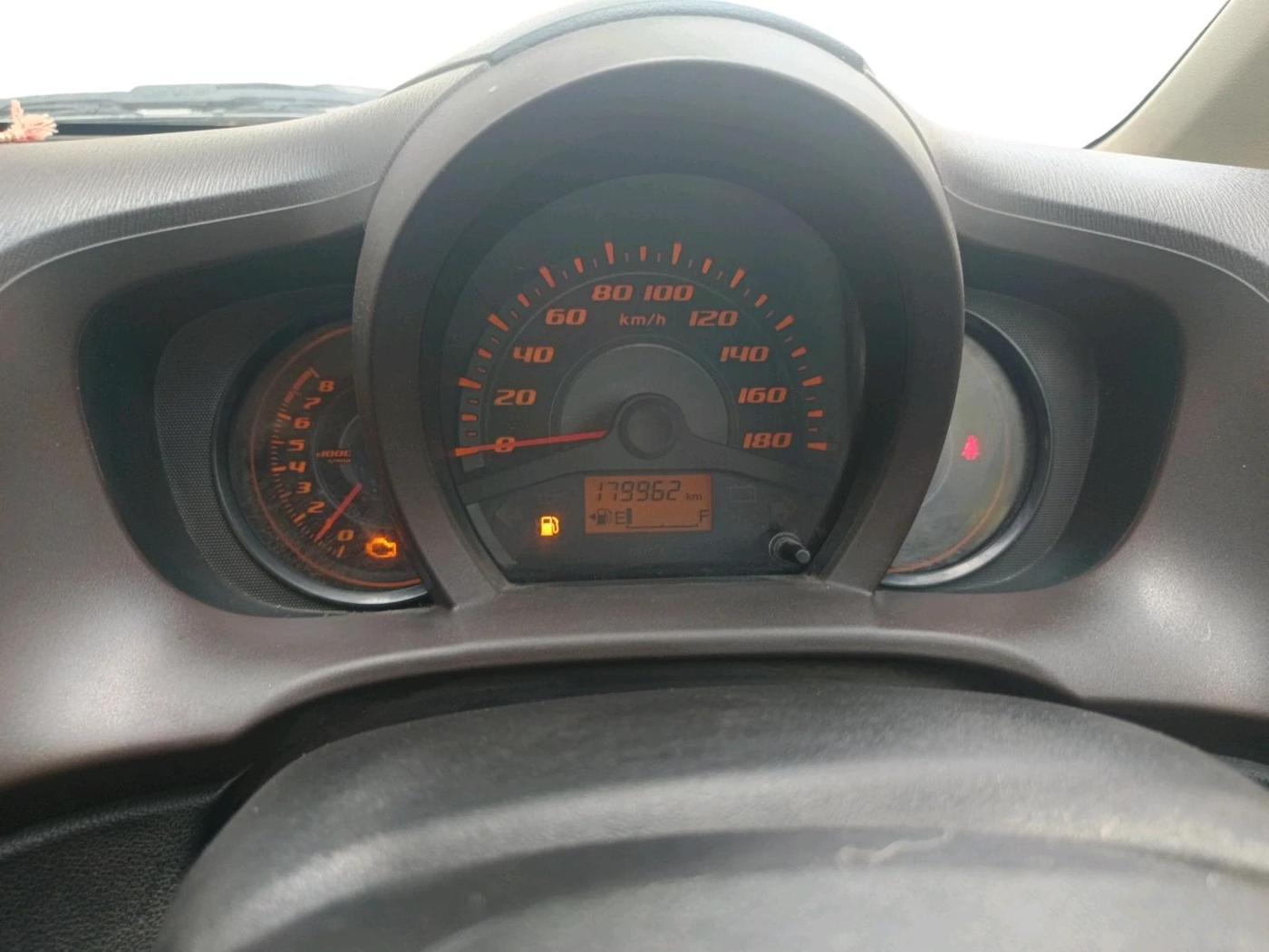 2013 Honda Amaze 1.2L I-VTEC S, Petrol, Manual, 17,99,963 km, interior