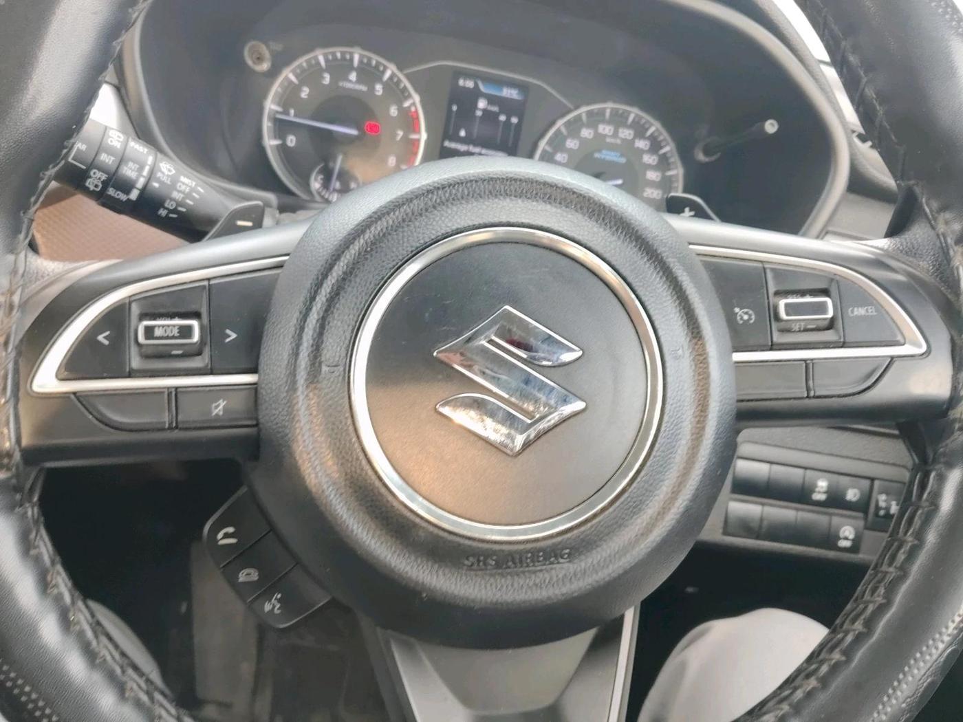 2022 Maruti BREZZA ZXI AT SMART HYBRID, Petrol, Automatic, 47,052 km, interior