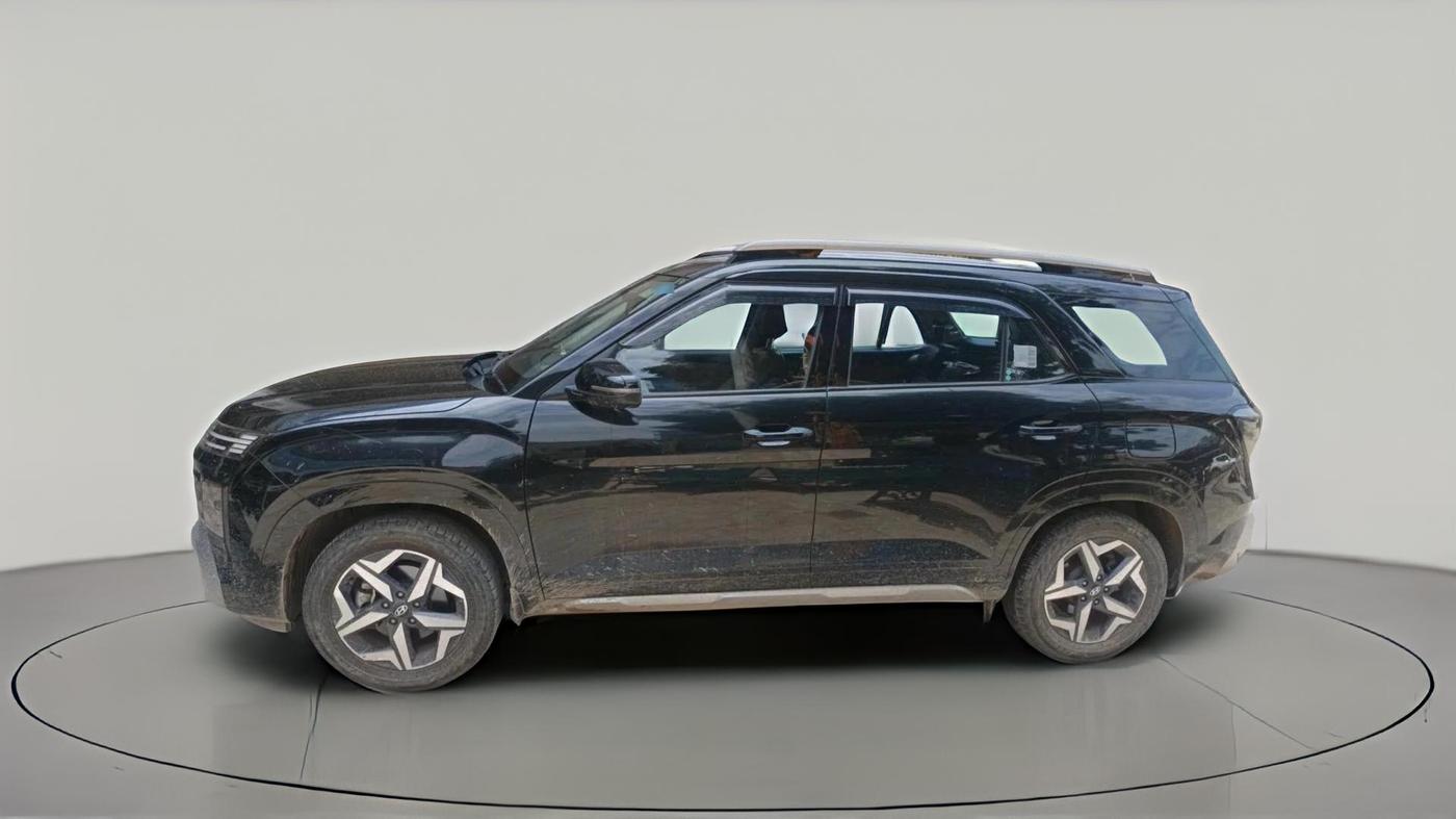 2025 Hyundai ALCAZAR Executive 7 STR 1.5 Turbo GDi Petrol MT, Petrol, Manual, 22,252 km, exterior