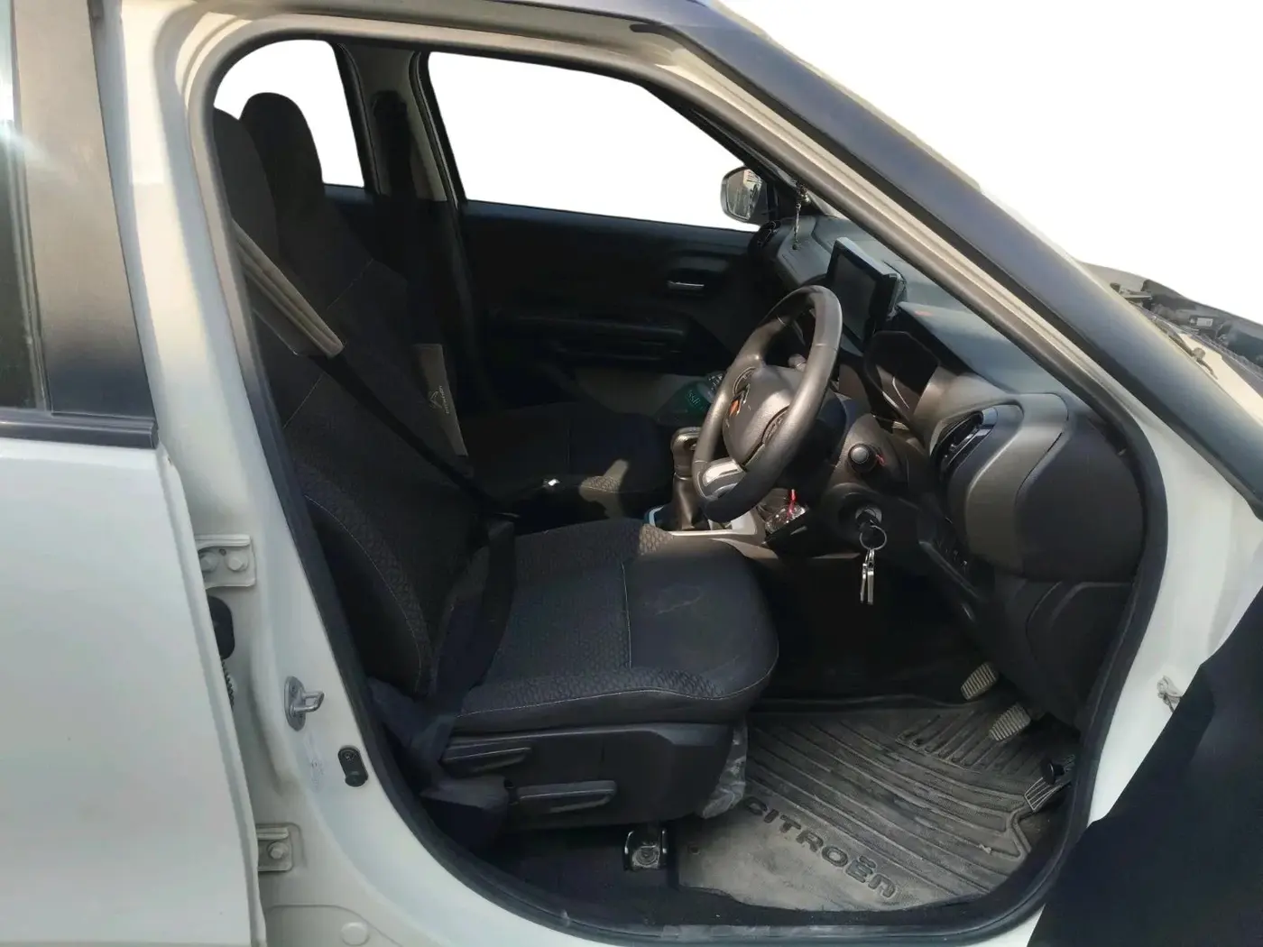 2023 CITROEN C3 FEEL 1.2, Petrol, Manual, 39,684 km, interior