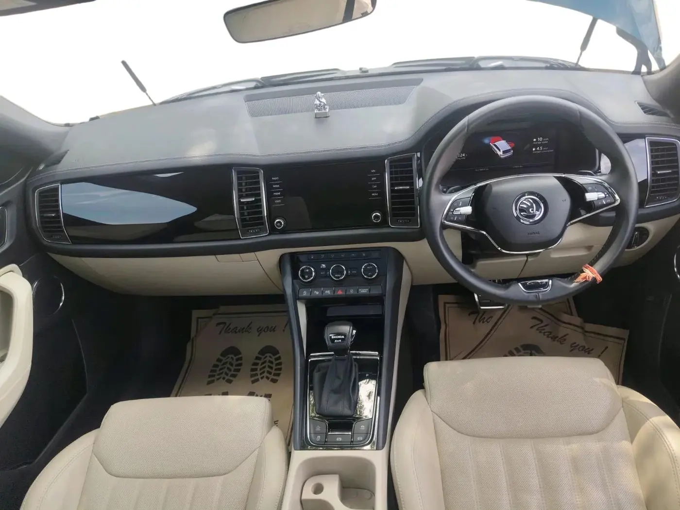 2023 Skoda Kodiaq L&K, Petrol, Automatic, 12,389 km, interior