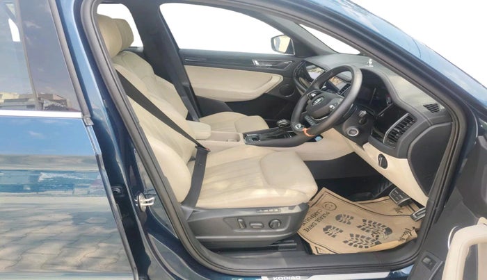 2023 Skoda Kodiaq L&K, Petrol, Automatic, 12,389 km, interior