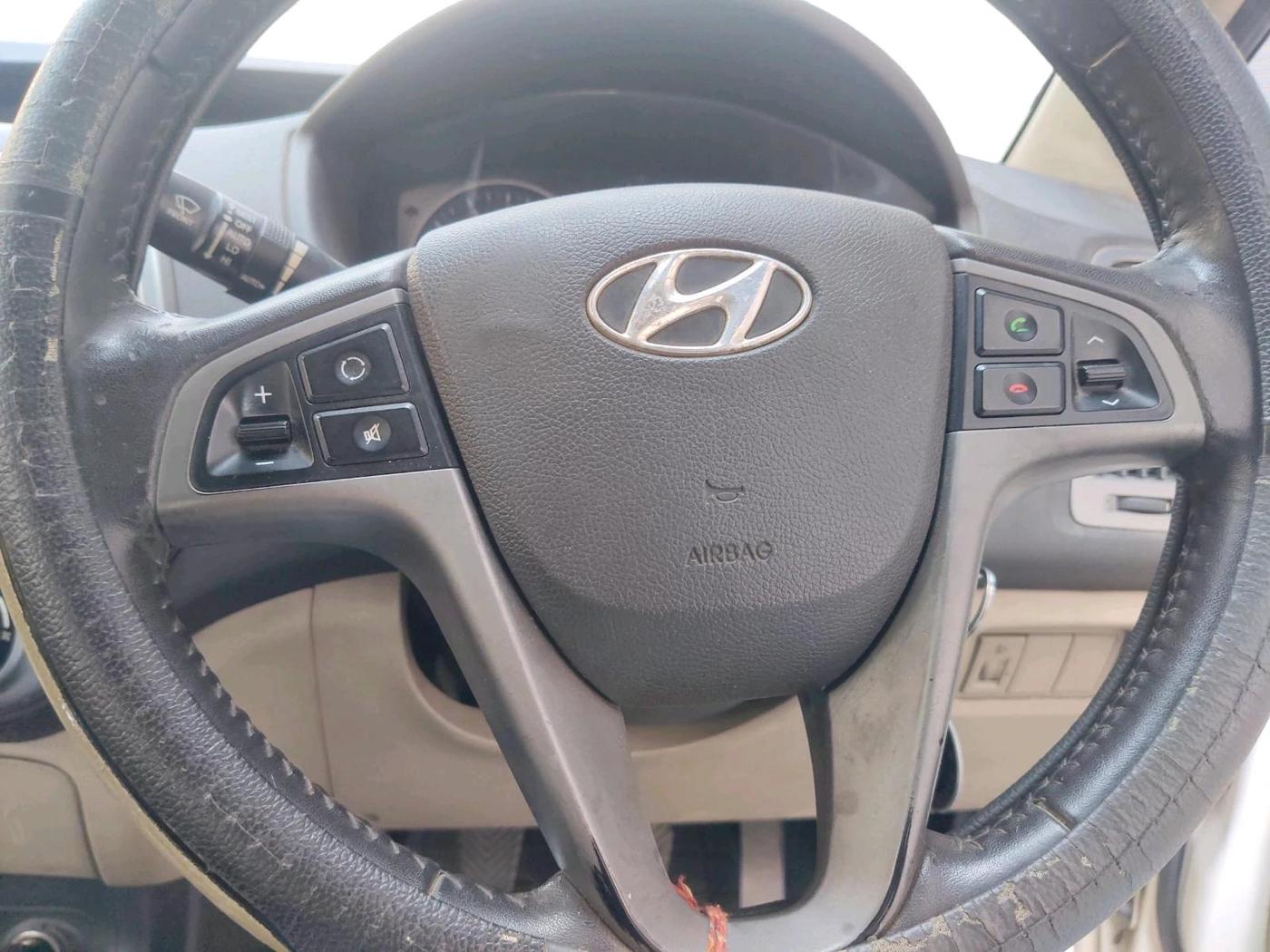2012 Hyundai i20 SPORTZ 1.2, Petrol, Manual, 46,671 km, interior