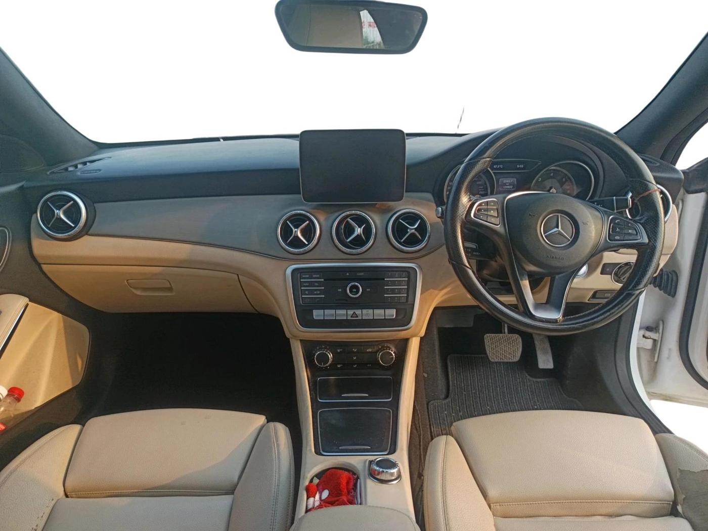 2018 Mercedes Benz GLA Class 200 D Sports, Diesel, Automatic, 1,24,882 km, interior