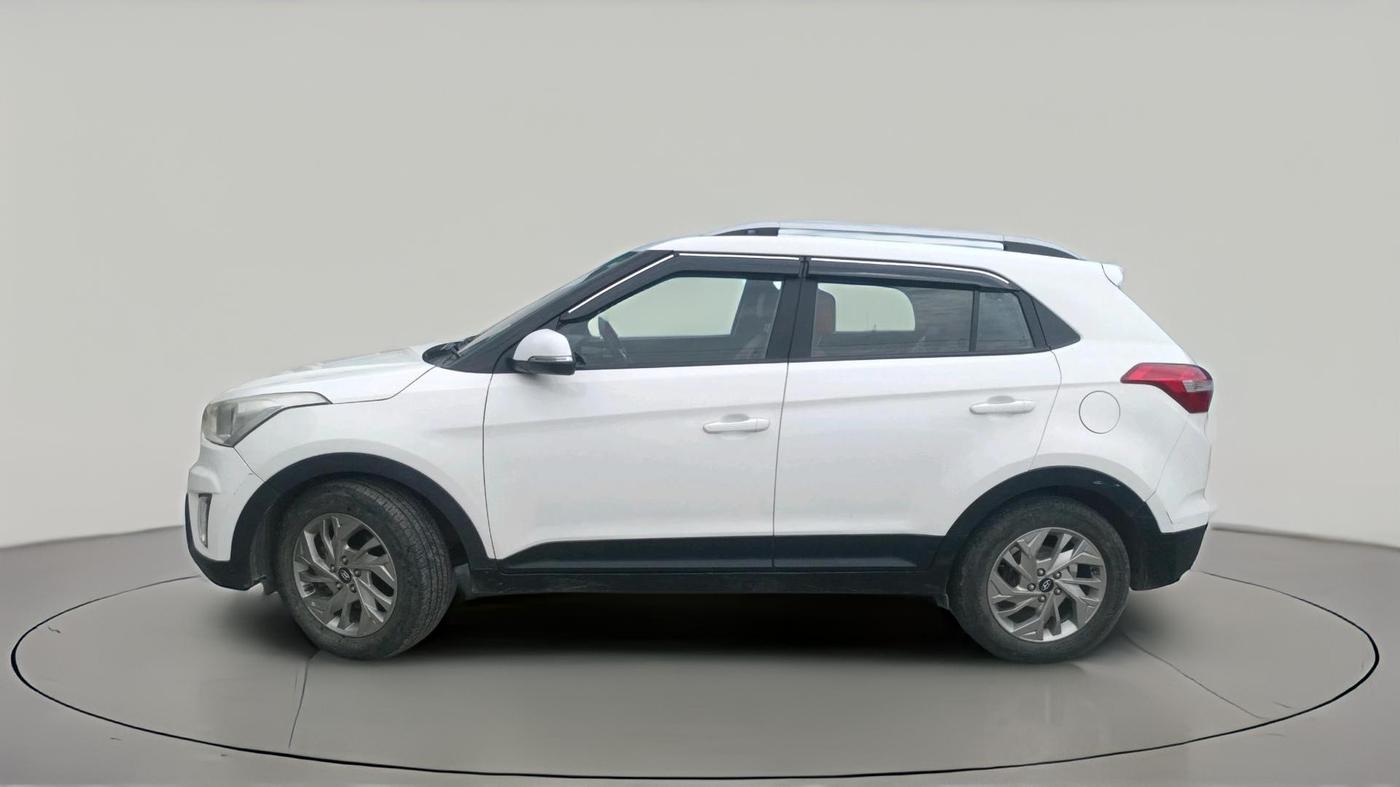 2017 Hyundai Creta E 1.6 PETROL, CNG, Manual, 2,14,994 km, exterior