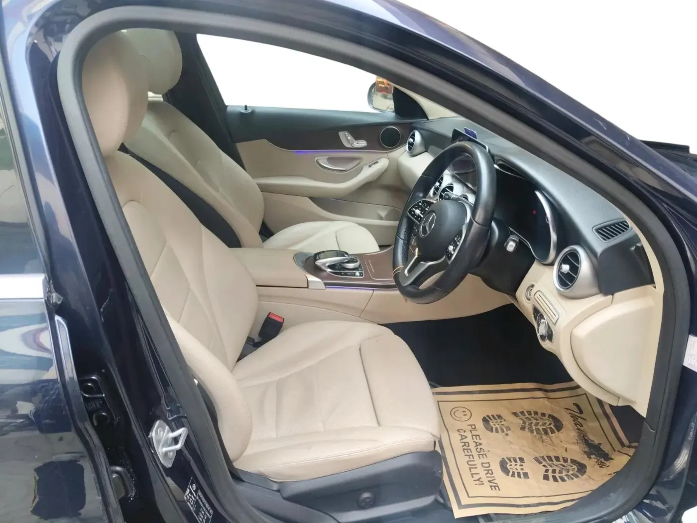 2020 Mercedes Benz C Class C 220d PROGRESSIVE, Diesel, Automatic, 49,988 km, interior