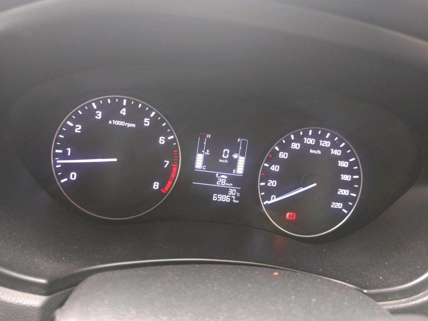 2017 Hyundai Elite i20 ASTA 1.2, Petrol, Manual, 69,867 km, interior