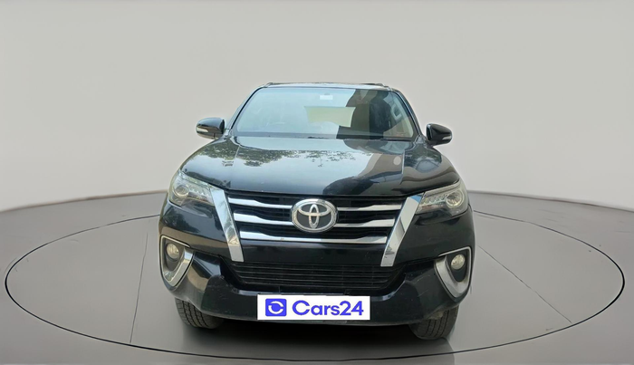 2017 Toyota Fortuner 2.8 4X4 AT, Diesel, Automatic, 2,30,525 km, exterior
