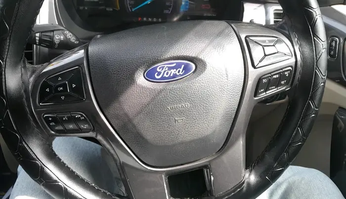2017 Ford Endeavour TITANIUM 3.2 4X4 AT, Diesel, Automatic, 2,51,524 km, interior