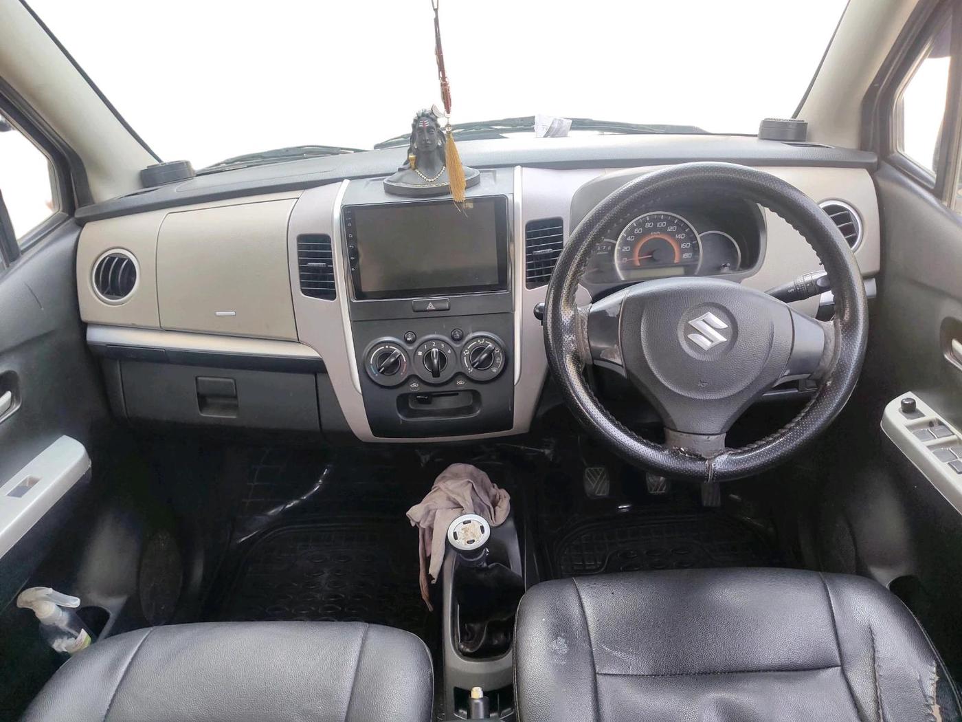 2013 Maruti Wagon R 1.0 VXI, CNG, Manual, 94,657 km, interior