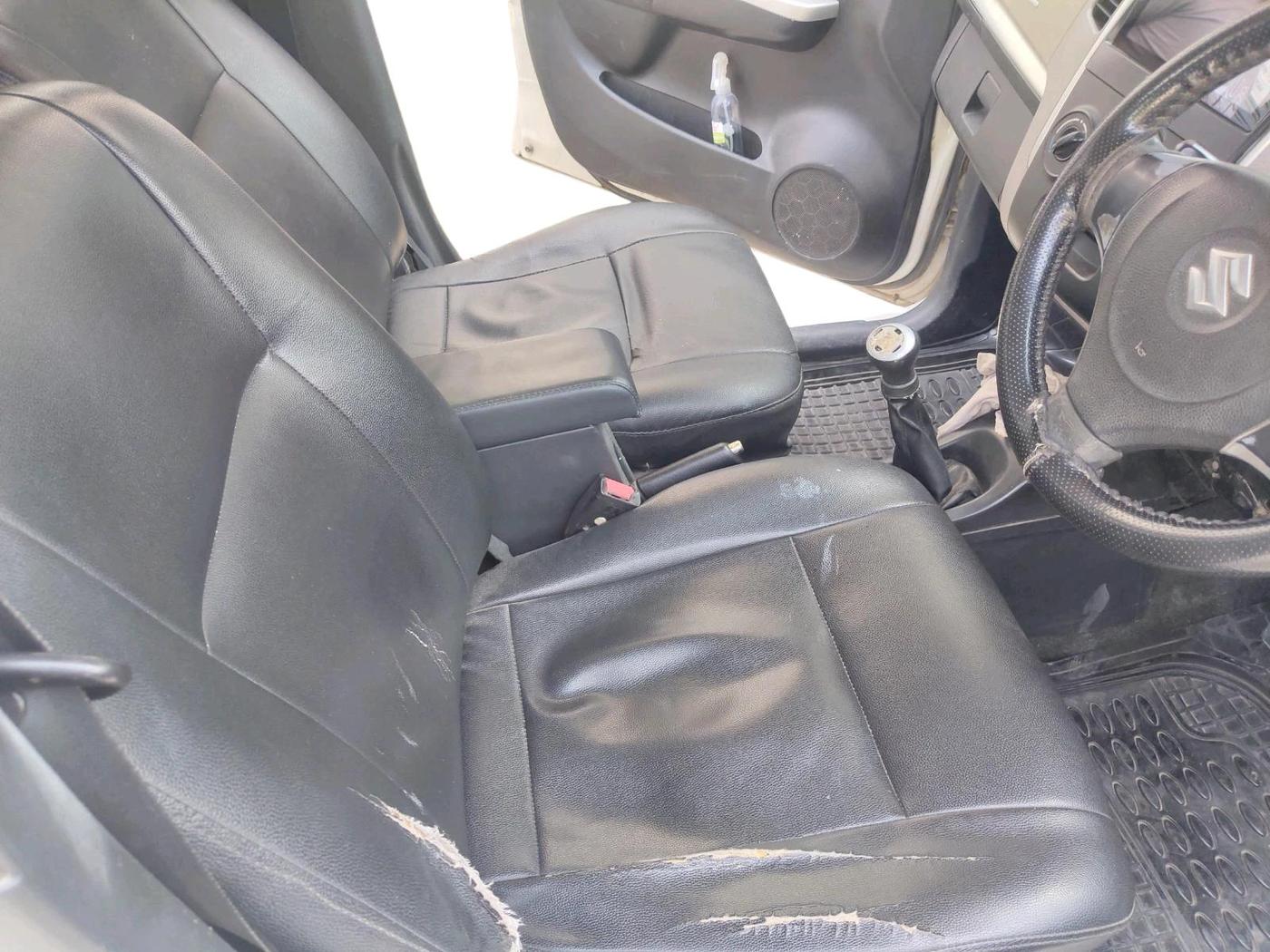 2013 Maruti Wagon R 1.0 VXI, CNG, Manual, 94,657 km, interior