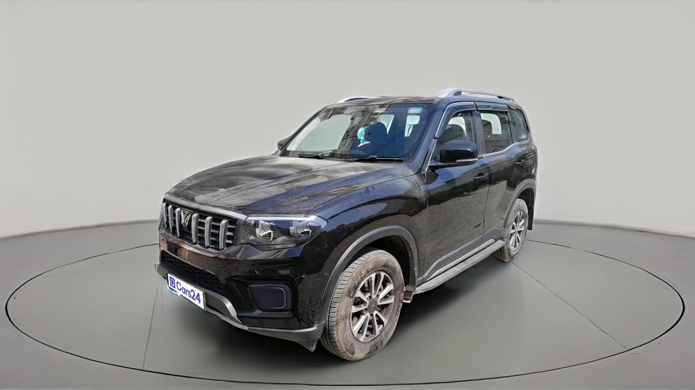2024 Mahindra SCORPIO-N Z6 DIESEL MT 2WD 7 STR, Diesel, Manual, 12,720 km, exterior