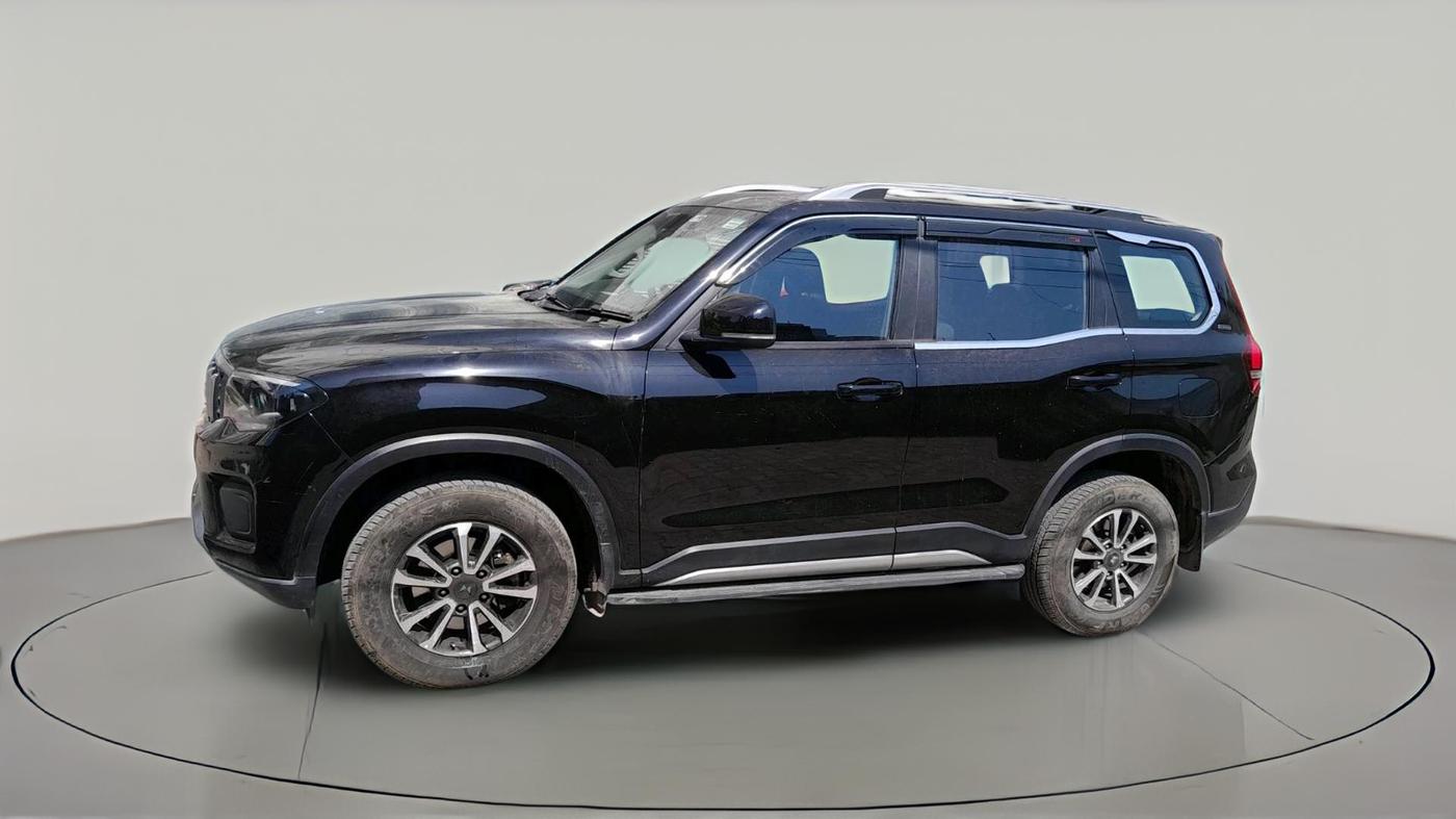 2024 Mahindra SCORPIO-N Z6 DIESEL MT 2WD 7 STR, Diesel, Manual, 12,720 km, exterior