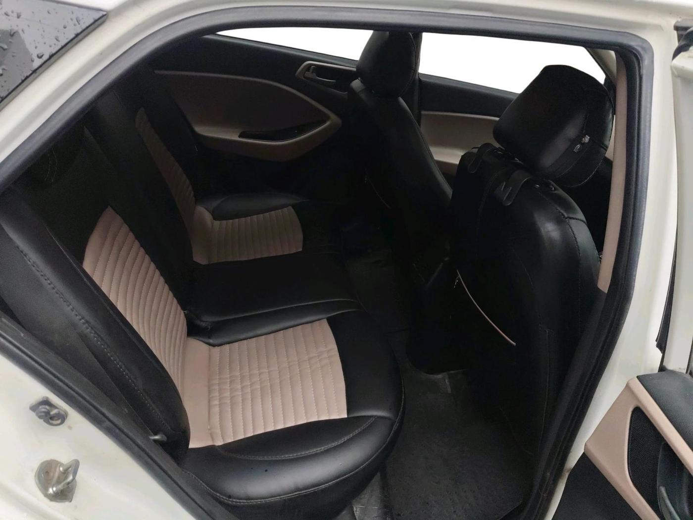 2016 Hyundai Elite i20 ASTA 1.4 CRDI (O), Diesel, Manual, 1,57,987 km, interior