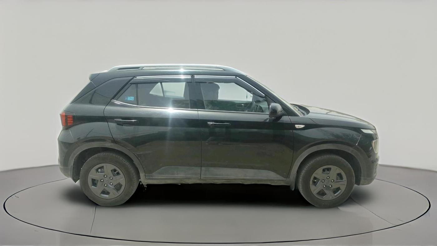 2024 Hyundai VENUE S 1.2, Petrol, Manual, 10,613 km, exterior