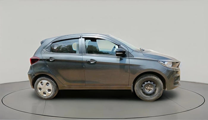 2023 Tata Tiago XT (O) PETROL, Petrol, Manual, 58,996 km, exterior