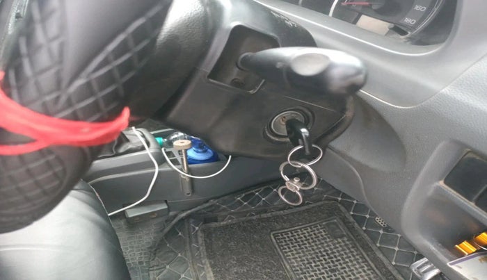 2013 Maruti Alto 800 LXI, Petrol, Manual, 1,07,639 km, interior