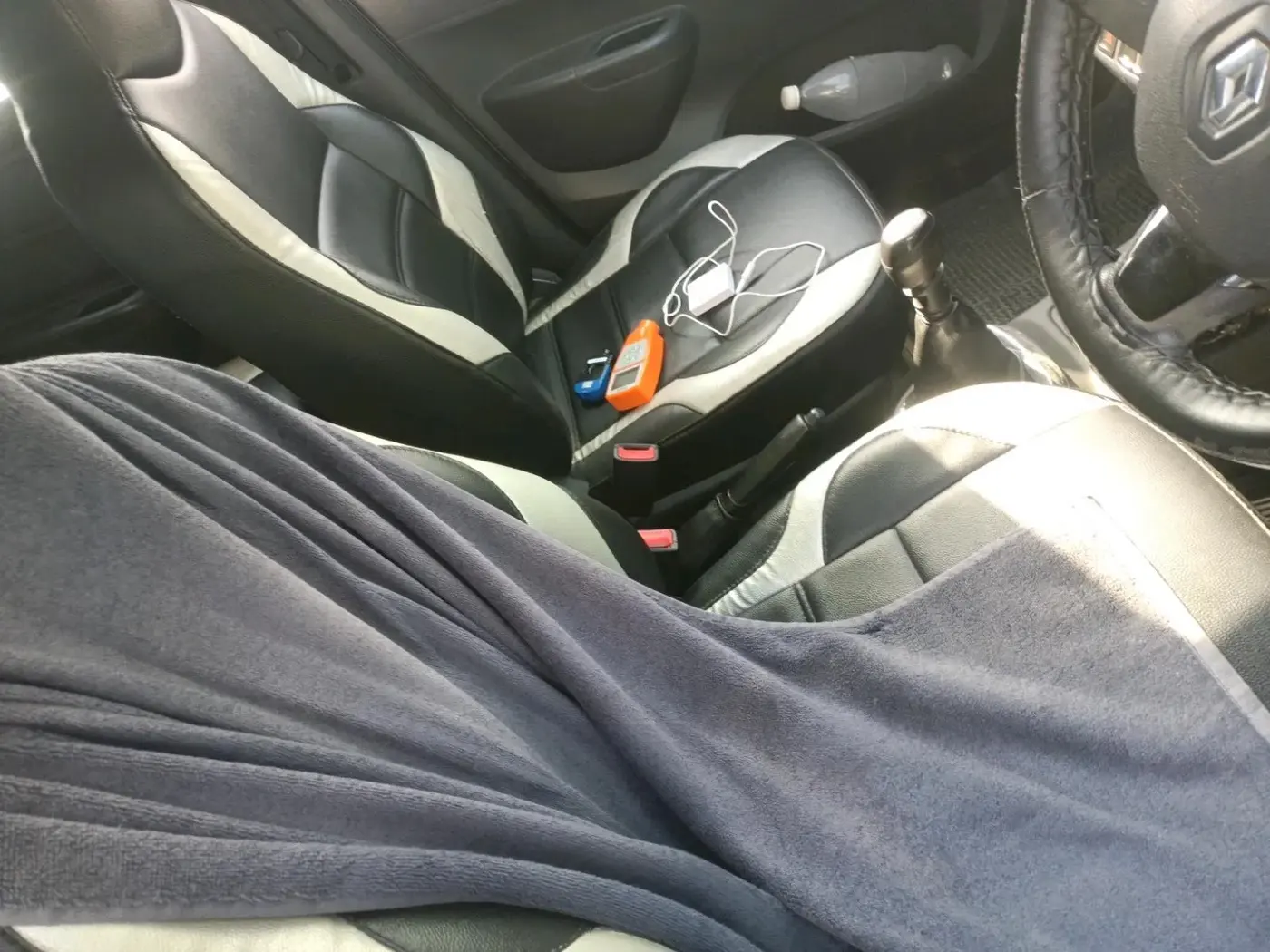 2016 Renault Kwid RXT 0.8 (O), Petrol, Manual, 1,18,740 km, interior
