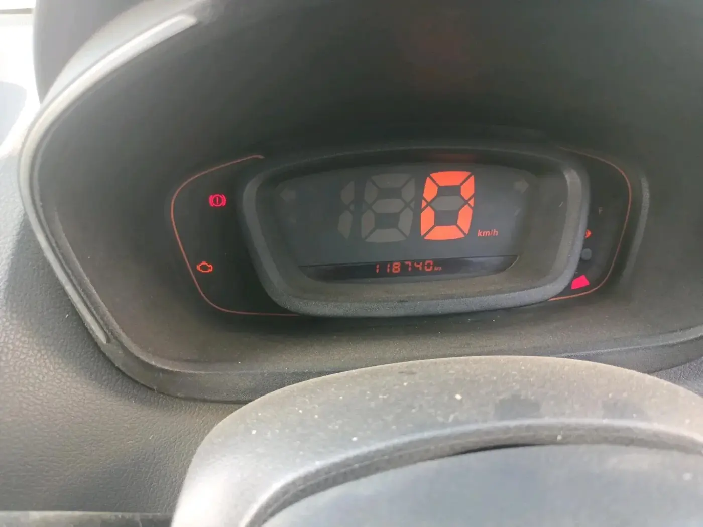 2016 Renault Kwid RXT 0.8 (O), Petrol, Manual, 1,18,740 km, interior