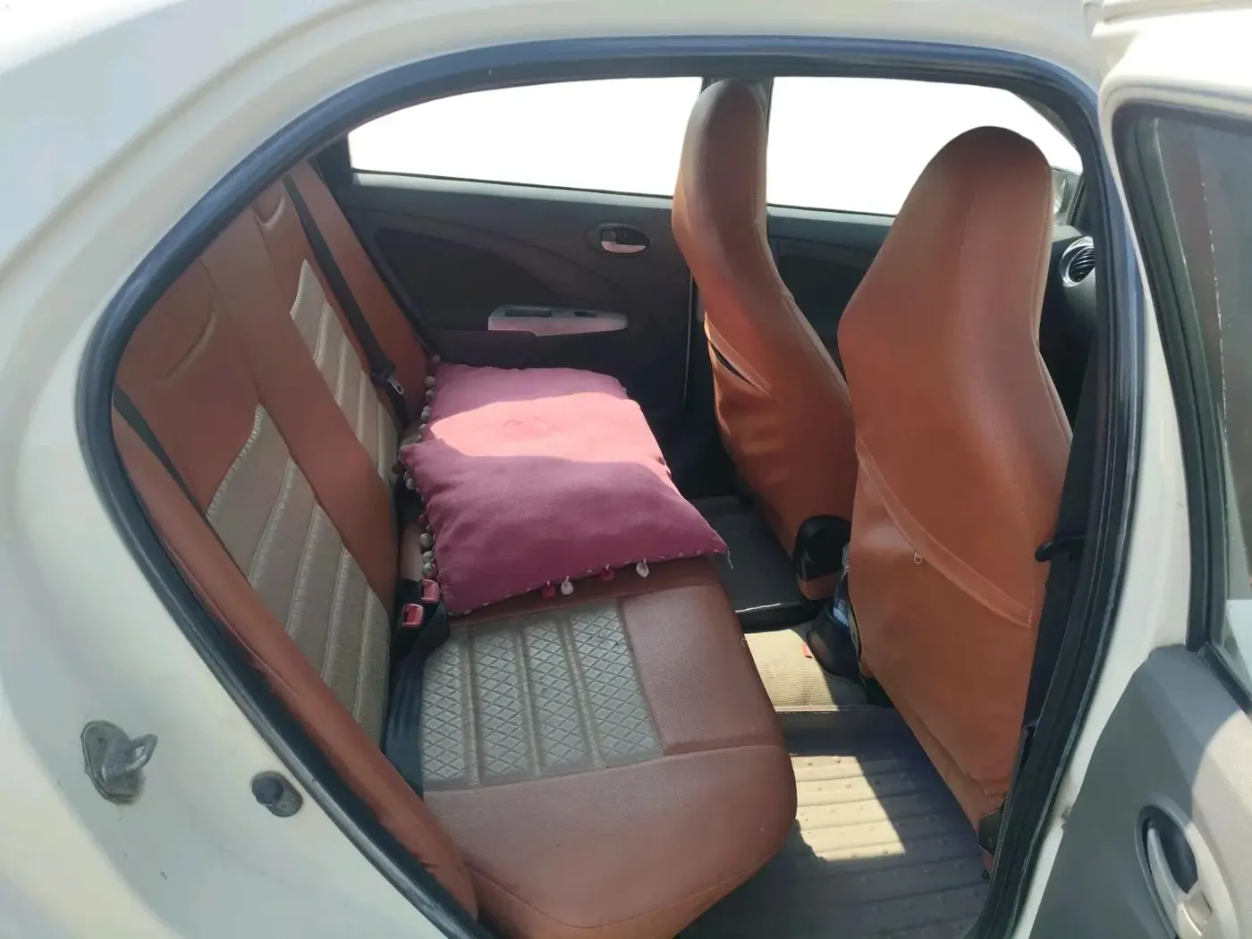 2012 Toyota Etios VD, Diesel, Manual, 2,04,757 km, interior