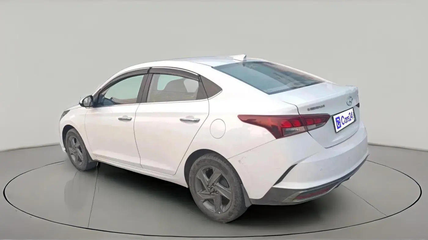 2020 Hyundai Verna SX 1.5 VTVT, Petrol, Manual, 1,21,768 km, exterior