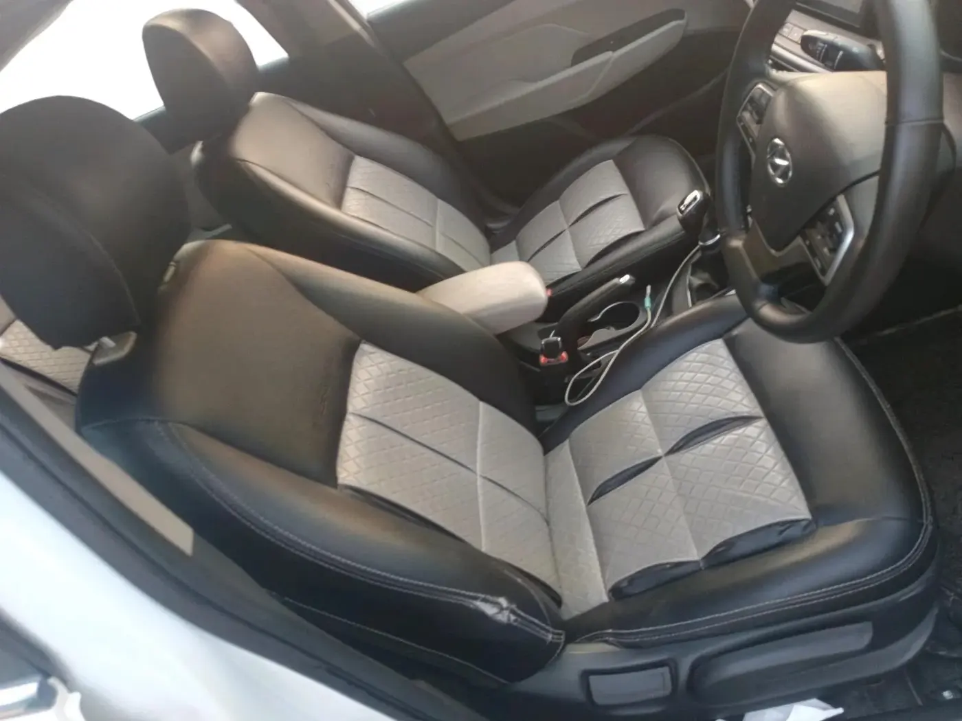 2020 Hyundai Verna SX 1.5 VTVT, Petrol, Manual, 1,21,768 km, interior