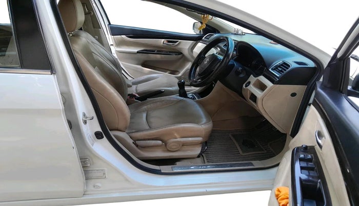 2018 Maruti Ciaz ALPHA DIESEL 1.3, Diesel, Manual, 69,056 km, interior