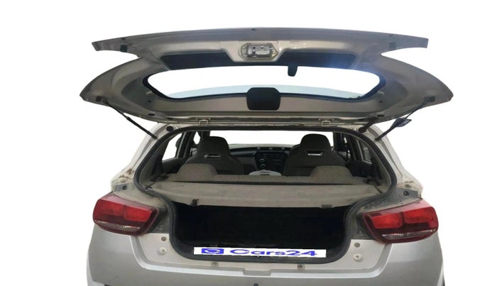 2017 Mahindra Kuv100 K4 D 5 STR, Diesel, Manual, 1,13,007 km, exterior