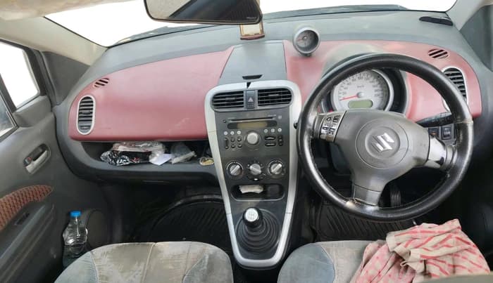 2013 Maruti Ritz ZXI, CNG, Manual, 1,30,818 km, interior