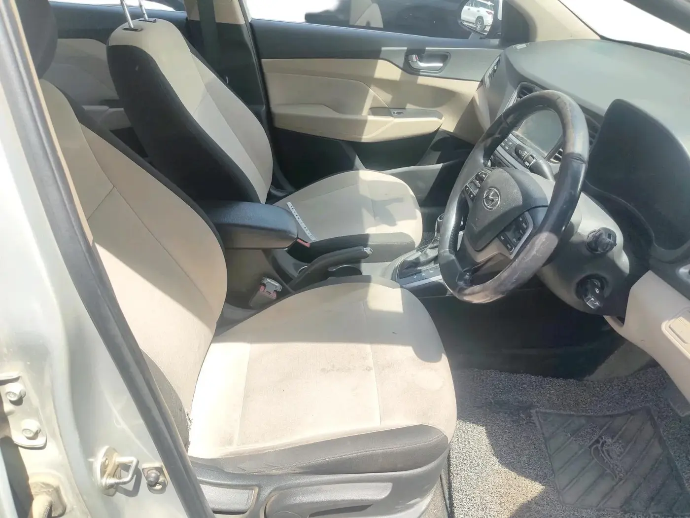 2018 Hyundai Verna 1.6 CRDI SX + AT, Diesel, Automatic, 1,61,731 km, interior