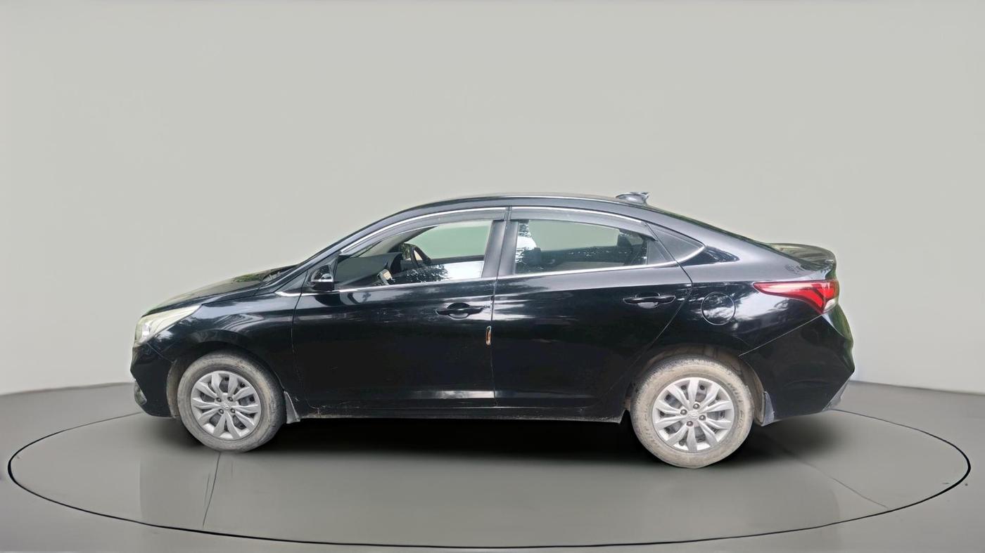 2018 Hyundai Verna 1.6 EX CRDI, Diesel, Manual, 60,910 km, exterior
