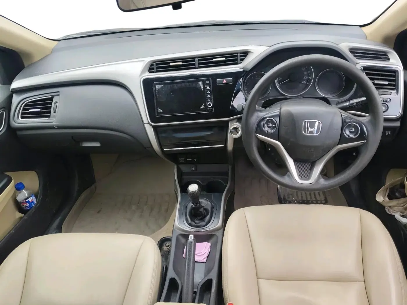 2017 Honda City 1.5L I-DTEC V, Diesel, Manual, 85,761 km, interior