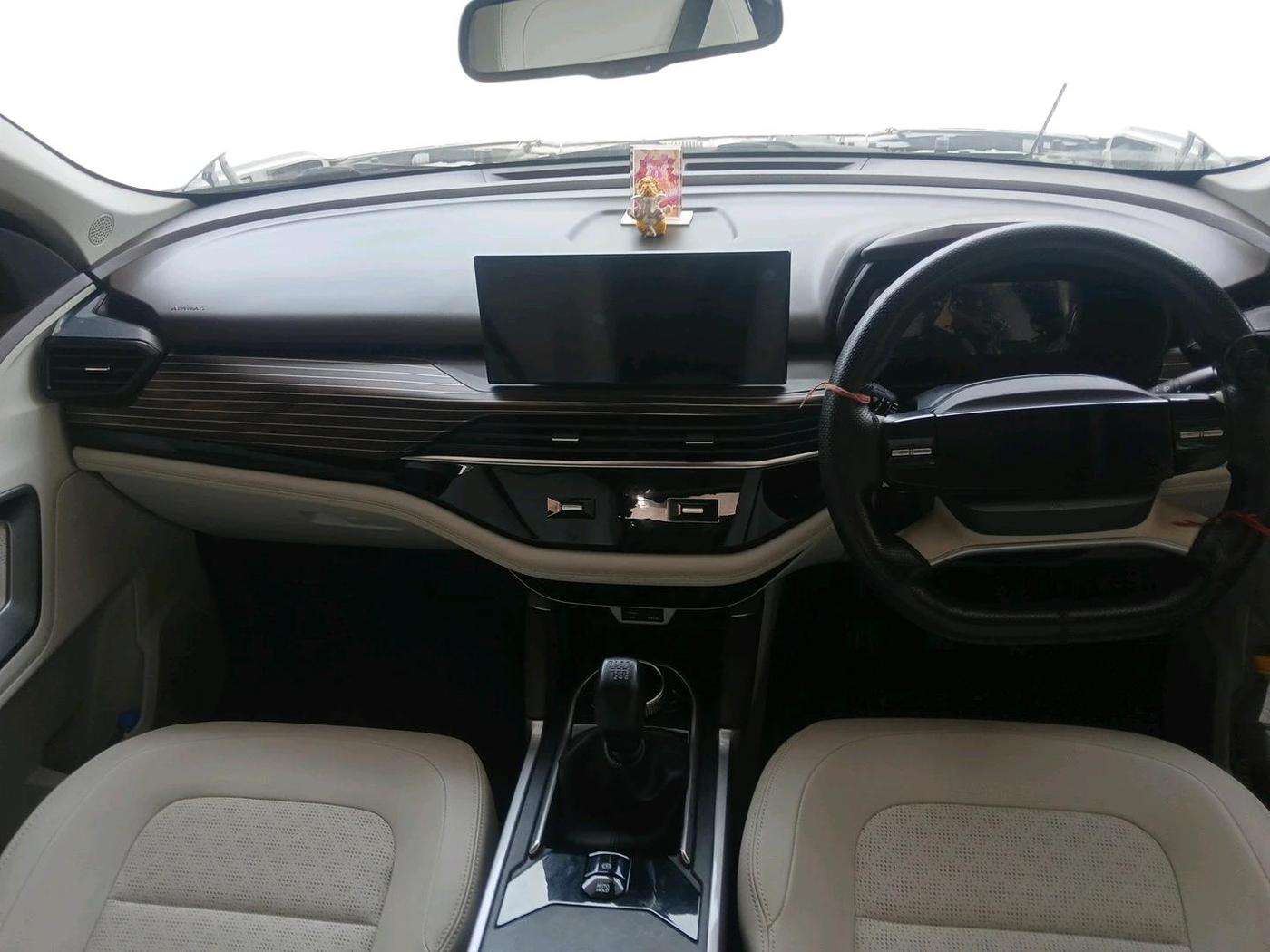 2023 Tata Safari ACCOMPLISHED DUAL TONE, Diesel, Manual, 21,065 km, interior
