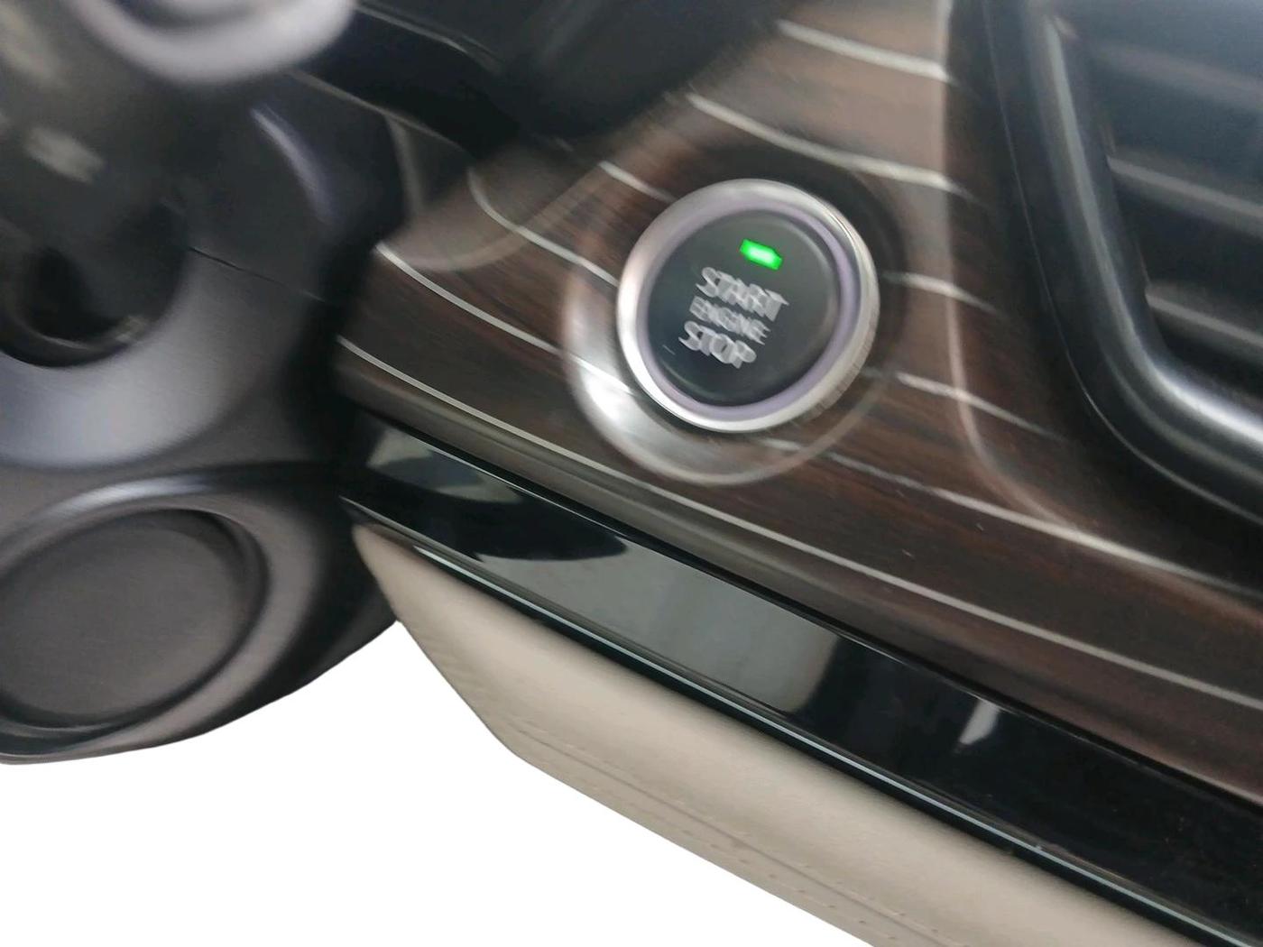 2023 Tata Safari ACCOMPLISHED DUAL TONE, Diesel, Manual, 21,065 km, interior