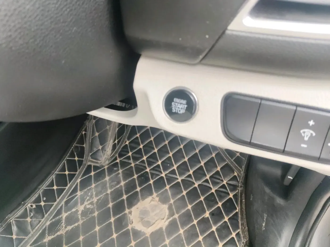 2019 KIA SELTOS HTX PLUS AT1.5 DIESEL, Diesel, Automatic, 1,11,027 km, interior