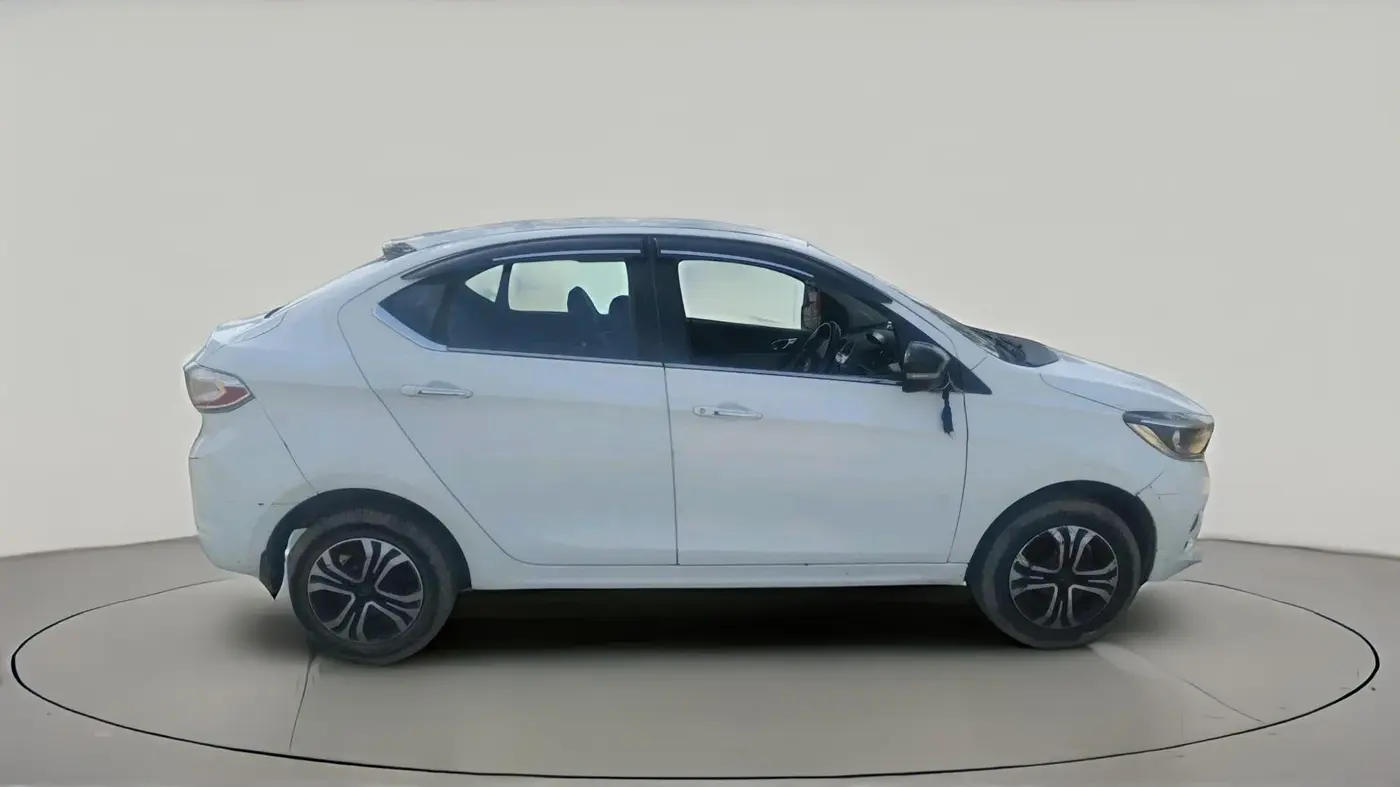 2022 Tata TIGOR XZ PLUS CNG, CNG, Manual, 95,000 km, exterior