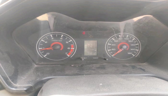 2018 Mahindra Kuv100 K2 TRIP CNG, CNG, Manual, 74,212 km, interior