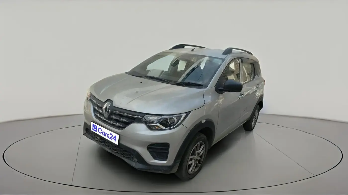 2024 Renault TRIBER RXL MT, Petrol, Manual, 64,873 km, exterior