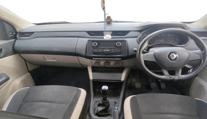 2024 Renault TRIBER RXL MT, Petrol, Manual, 64,873 km, interior