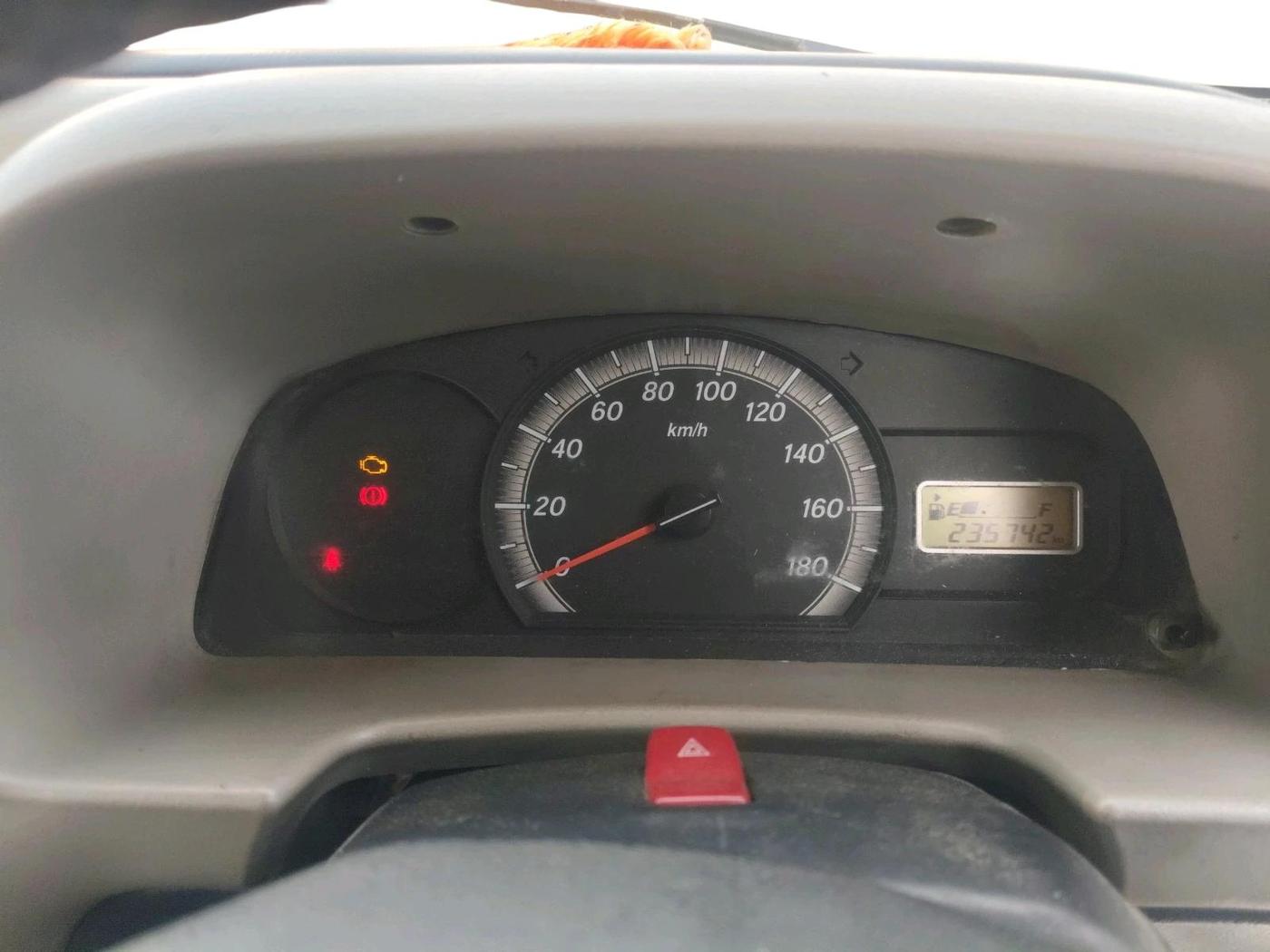 2019 Maruti Eeco 5 STR WITH A/C+HTR CNG, CNG, Manual, 2,35,742 km, interior